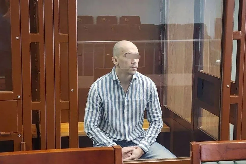 Суд в Санкт-Петербурге вынес 15-летний срок за подрыв трех трансформаторов и шпионаж в интересах украинской службы безопасности; помимо срока — штраф, конфискация денег и гаджетов.