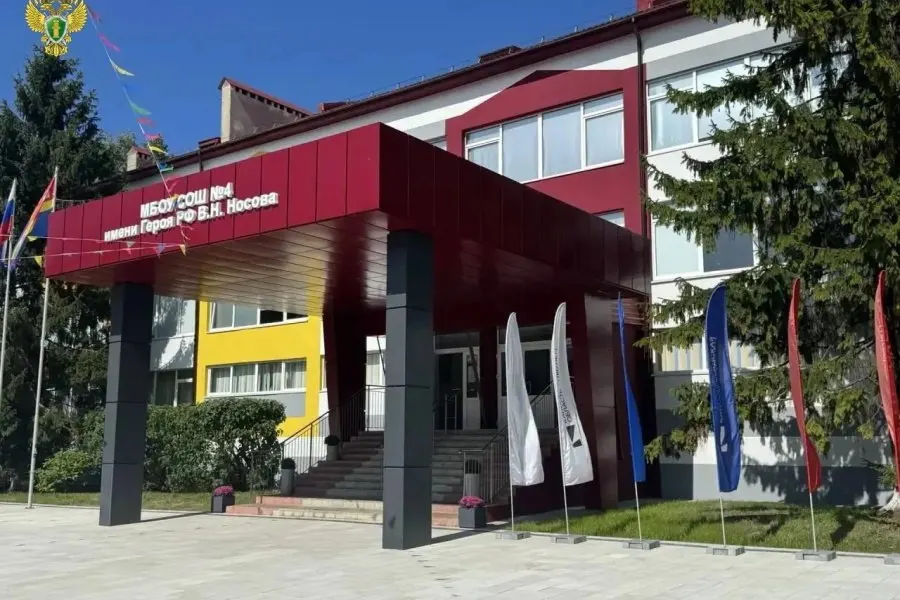 Прокуратура добилась смены подрядчика и полного завершения работ в Балтийске в рамках нацпроекта «Молодежь и дети».