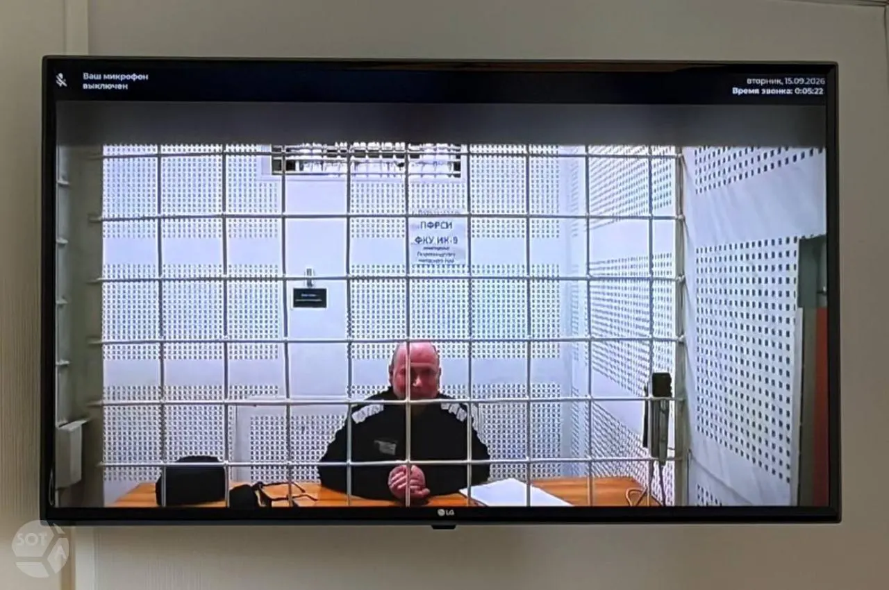 На заседании в Петрозаводске иск к ИК-9, связанный с недопуском защитника, был отозван; Трофимов участвовал через видеосвязь. Вопросы переписки и доступа к адвокатам остаются на повестке дня.