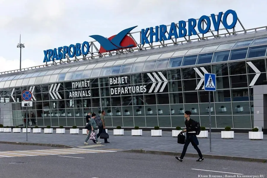 По состоянию на 9:30 2 сентября в калининградском аэропорту Храброво наблюдаются задержки 28 рейсов и две отмены.