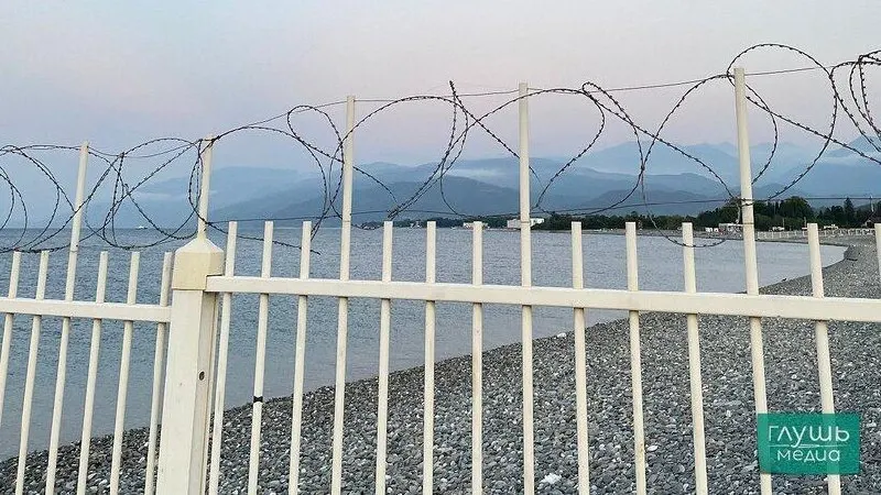 В прошлом году россияне совершили 92 миллиона поездок по России; на одного человека приходится около 0,63 поездки в год. Выездной турпоток достиг 30 миллионов, а популярные направления — Турция, Абхазия и Казахстан.
