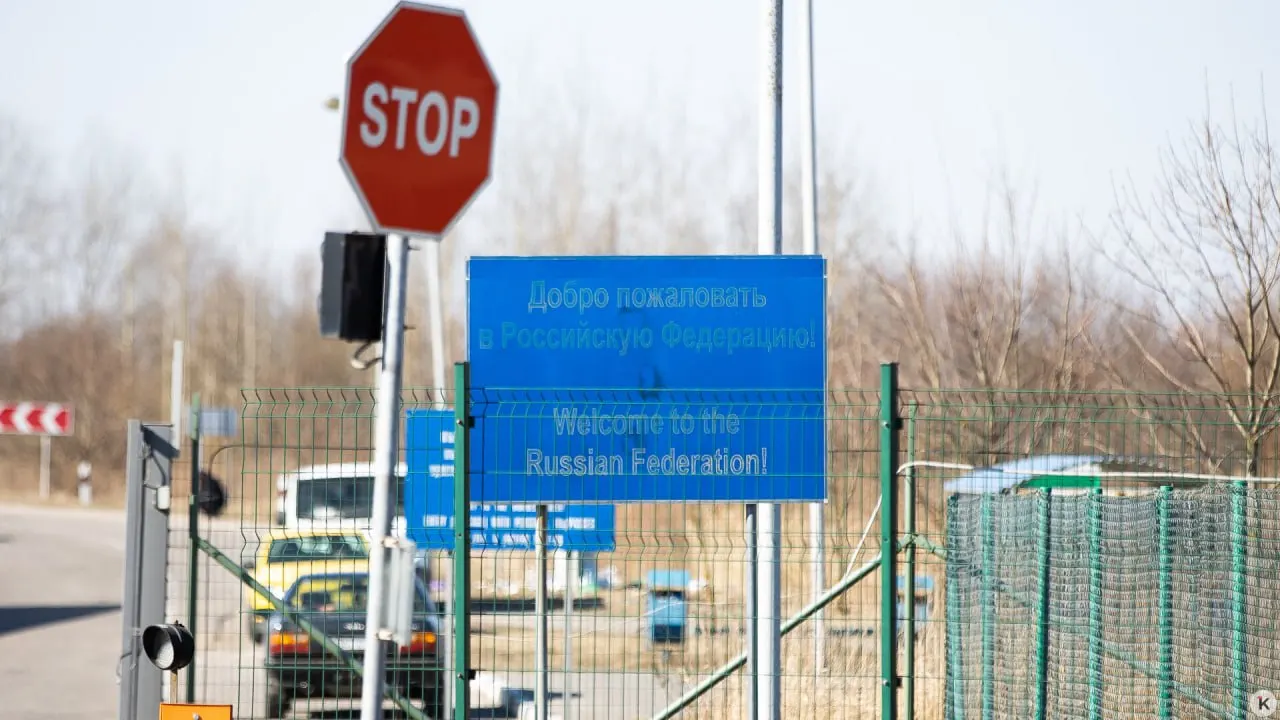 Литва начала ограничивать пропуск авто с европейскими номерами на границе Калининградской области по санкционным правилам; водители получают акты проверки и могут обжаловать решение.