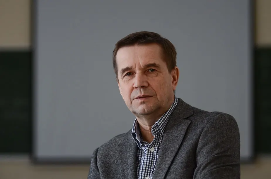 Суд Коми вынес решение по делу о госизмене в отношении Николая Зюзева, который подозревался в сотрудничестве с иностранными организациями и финансировании проекта по подготовке иностранных акторов.