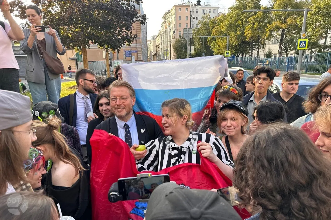 Партия презентовала «План Б» — набор рекомендаций по голосованию за списки и по одномандатным округам на случай невозможности восстановления федерального списка.