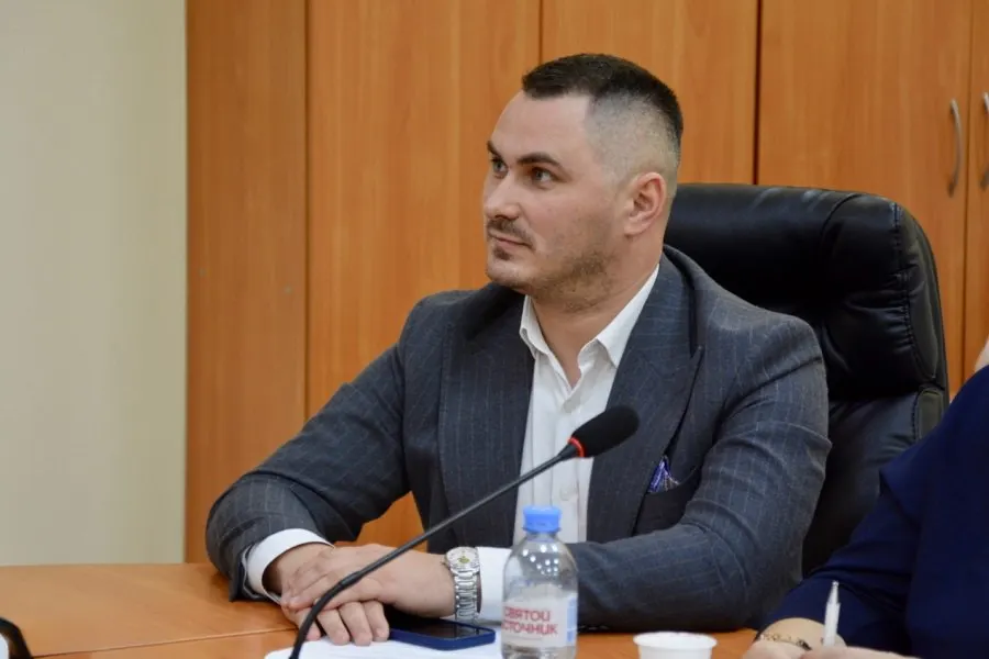 После назначения Сергея Яцкова на пост главы администрации Славска в регионе отмечаются позитивные перемены и улучшения в работе муниципалитета.