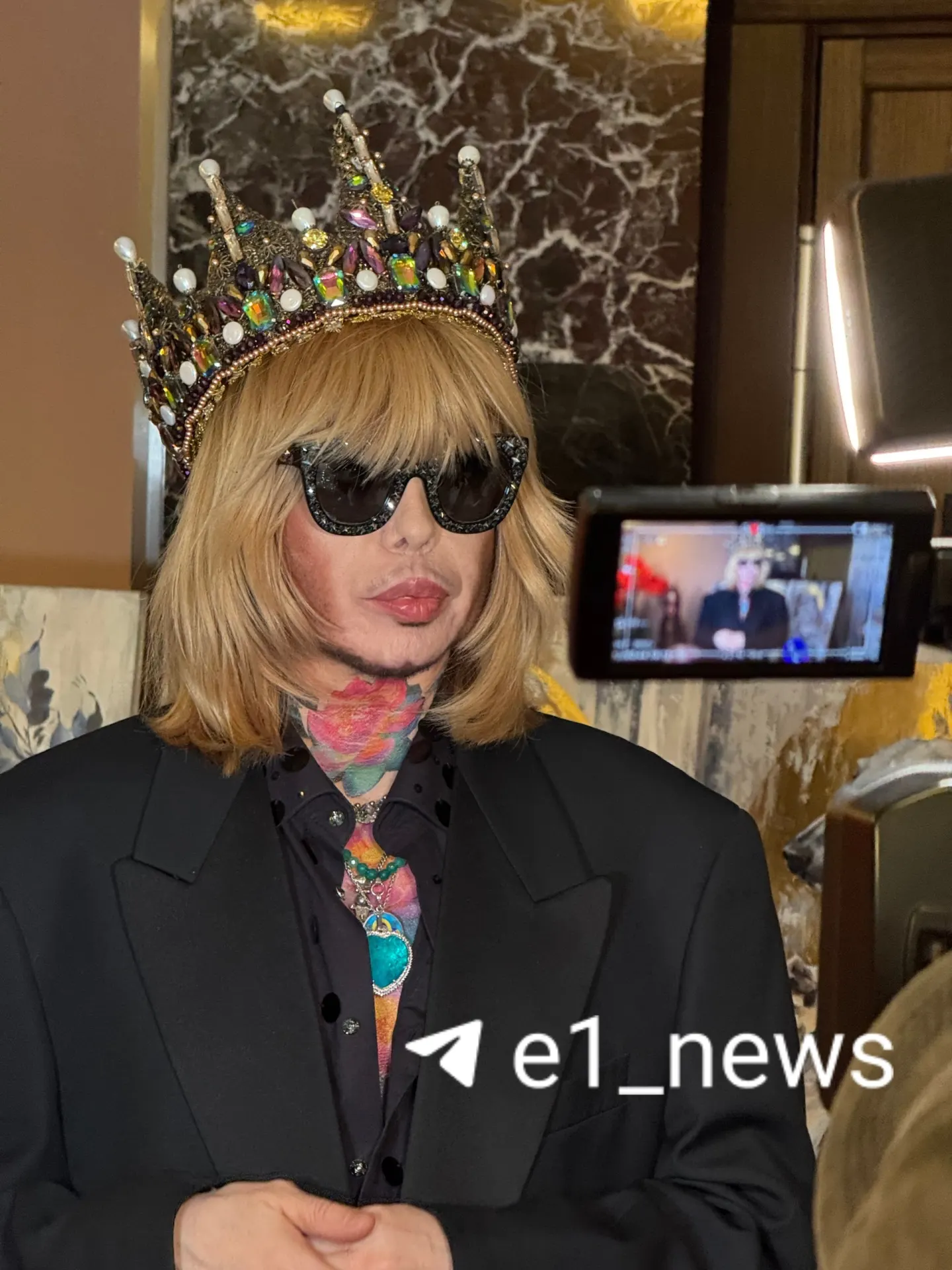 Фестиваль моды в культурном центре «Урал» объединил представителей отечественной индустрии со всей России, подчеркивая важность поддержки локального производства.