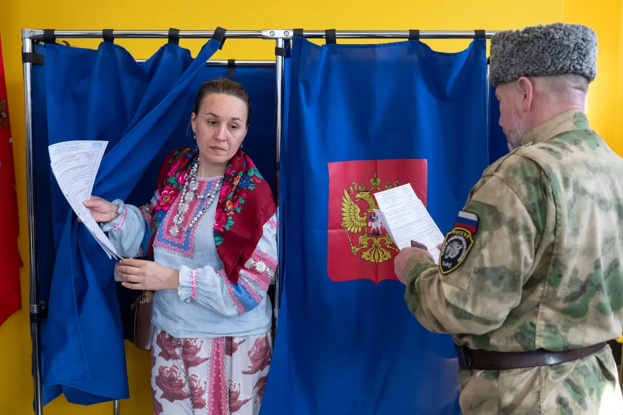 К 10:00 явка по Госдуме составила 42,01%, по Заксобранию — 42,66%; показатели заметно выше по сравнению с 2021 годом.