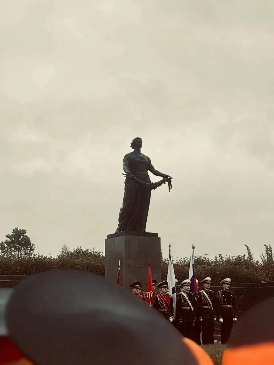 Читинская команда заняла сразу несколько первых мест на финале в Санкт‑Петербурге, продемонстрировав навыки разборки и сборки автомата, стрельбы и знания истории.