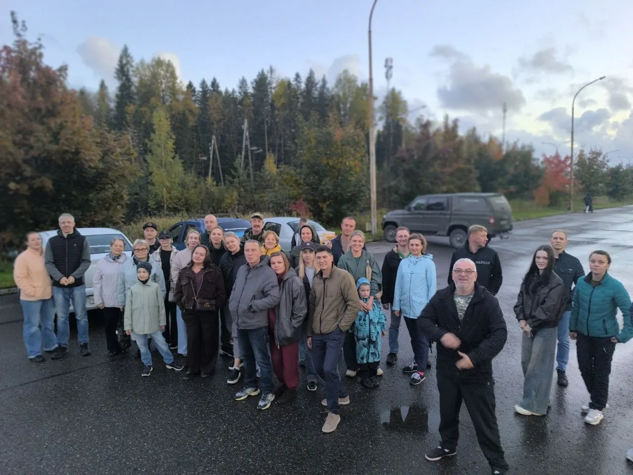 В Петрозаводске около 40–50 жителей района Резервный приняли участие в голосовании; обсуждались вопросы организации выборов, возможные подвозы избирателей и реакции силовых структур.