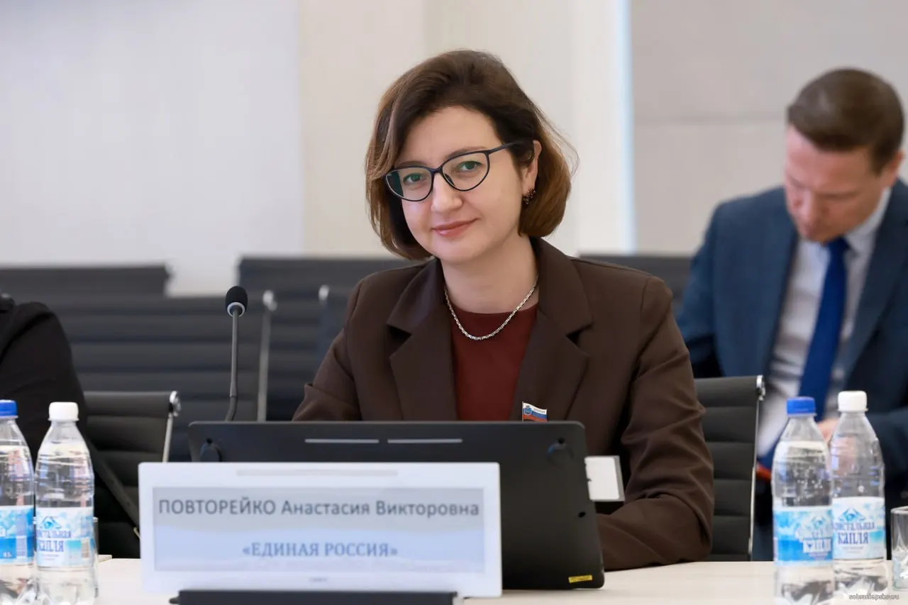 Псковский суд принял решение заменить меру пресечения экс-главврача инфекционной больницы на запрет ряда действий; расследование близится к завершению.