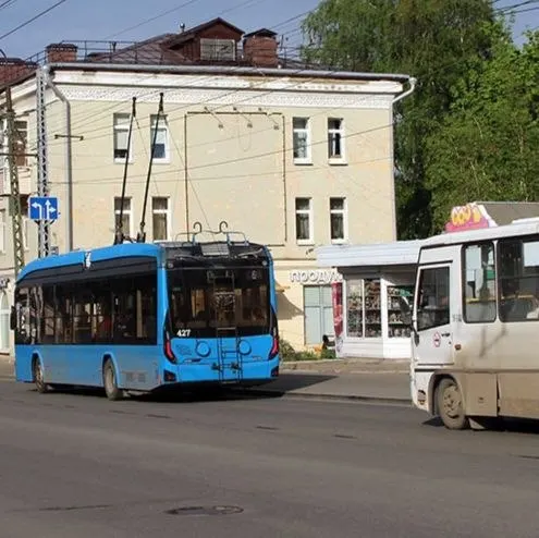 После жалоб жителей обновлено расписание автобусов и троллейбусов в Петрозаводске: новые маршруты начали действовать с 1 сентября.