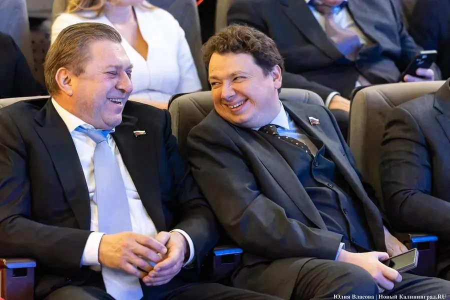 Сенатор от Калининградской области рассказал о совместной работе с коллегой и региональными властями над ключевыми вопросами региона, о приоритетах на новый срок и роли Совета Федерации.