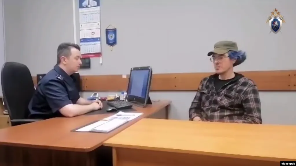 Блогер Алексей Поднебесный осуждён по двум эпизодам полового сношения с девушкой, не достигшей 16 лет, и двум эпизодам развратных действий; наказание по статье о развратных действиях освобождено по истечении срока давности.