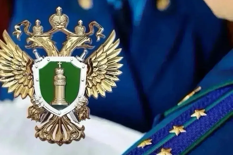 После решения суда жители аварийного дома в посёлке Залесье получили благоустроенные квартиры; администрация обязана расселить дом.