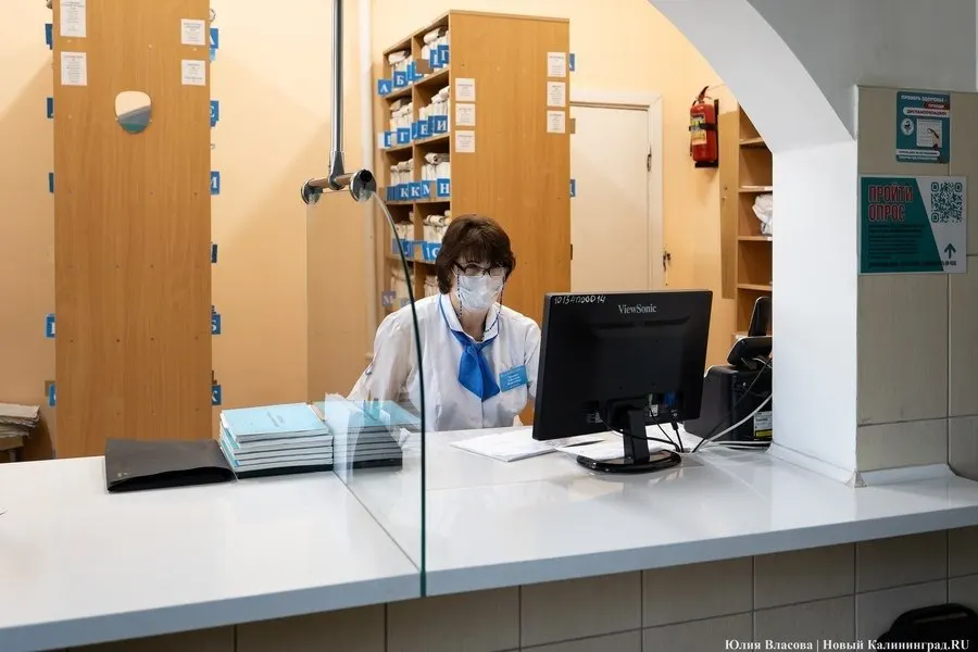 За прошедшую неделю зафиксировано свыше 635 тысяч случаев ОРВИ, гриппа и COVID-19; вакцинация набирает обороты.