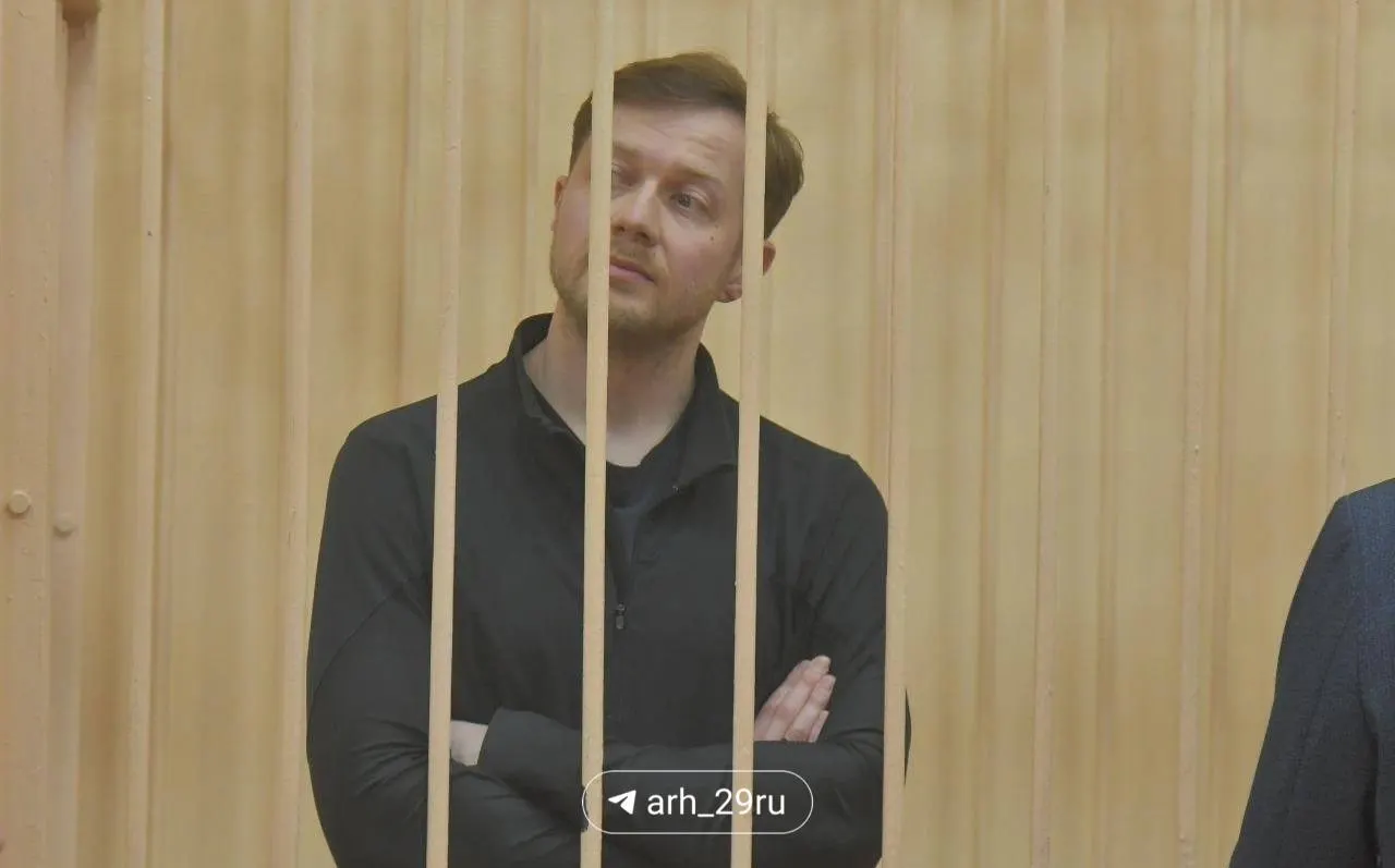 В Архангельске начался процесс по делу руководителей здравоохранения: прокуратура требует суровых сроков и штрафов, защита заявит о невиновности; слушания запланированы на 27 октября.
