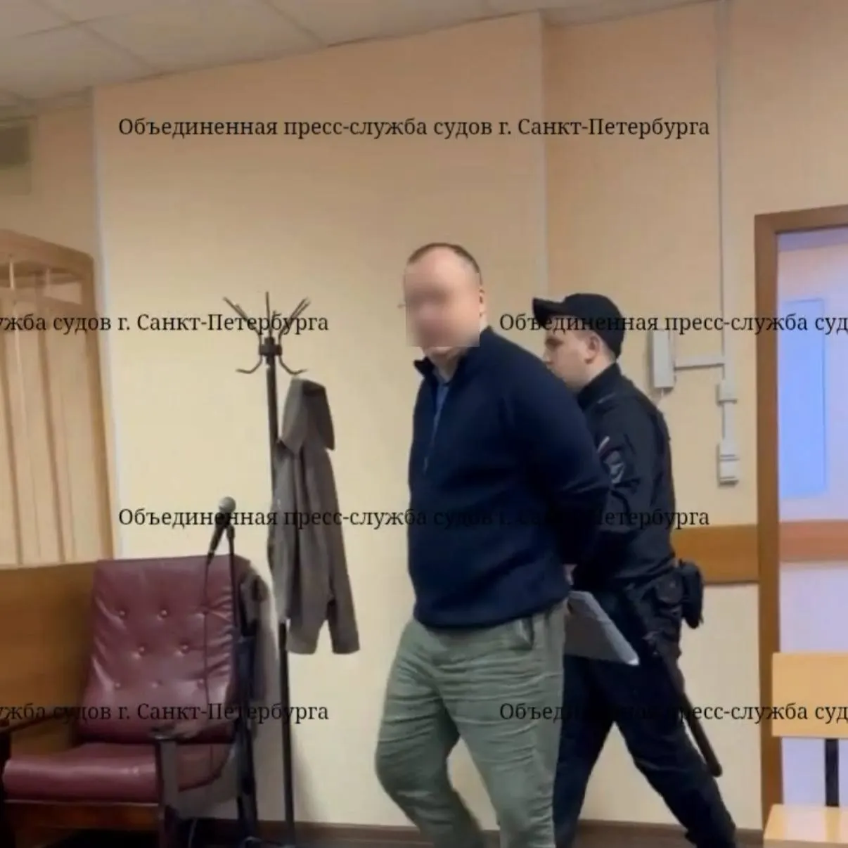 Сергей Крикун, ранее возглавлявший адвокатскую практику, получил 12 лет колонии строгого режима за покушение на убийство, произошедшее почти три десятилетия назад в Санкт-Петербурге.