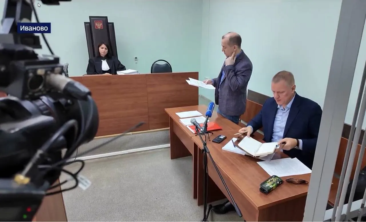 Глава Следственного комитета потребовал доклад по делу журналиста, пытавшегося добиться возбуждения уголовных дел против сотрудников МВД; речь идёт о судебных разбирательствах и обвинениях в клевете.