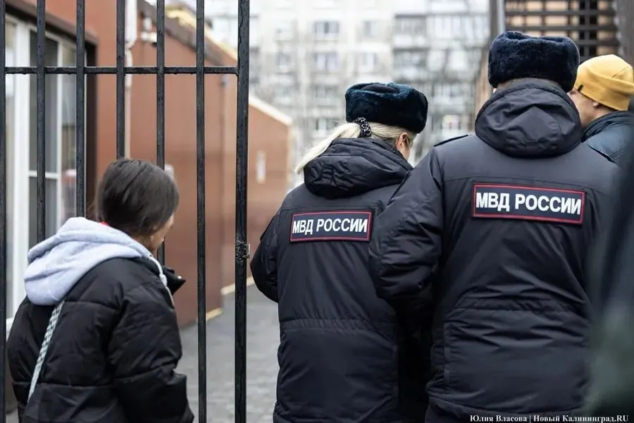За пять дней проверок выявлено 128 нарушений миграционного законодательства; 13 иностранцев выдворены, ещё 41 получил запрет на въезд.
