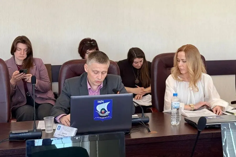 Городской совет принял решение снизить штат Контрольно-счётной палаты на одну должность, что составило 5% от численности. Изменения вступят в силу 1 июня.