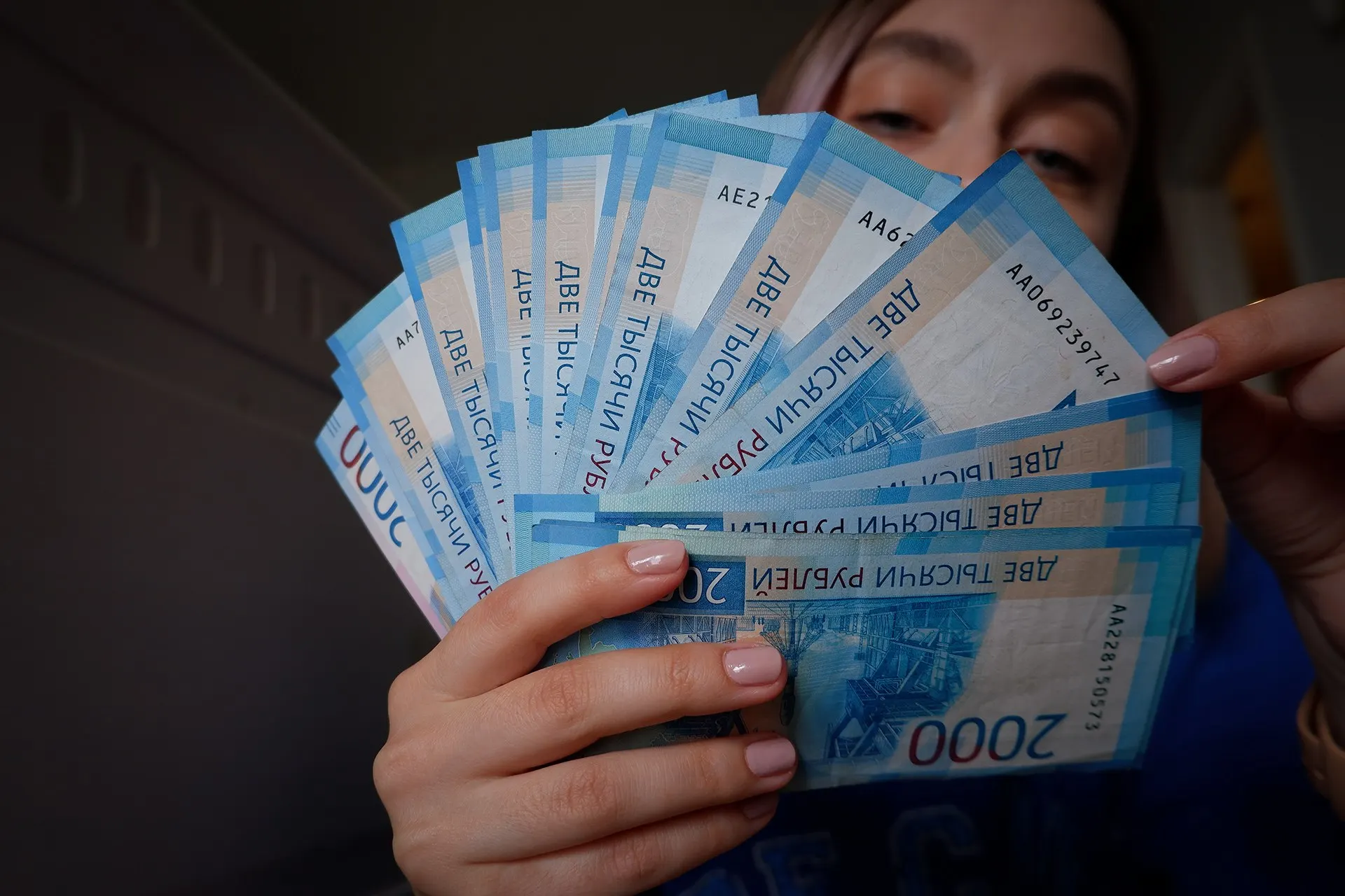 Налоговое бремя россиян продолжает расти, вызывая вопросы о справедливости и экономическом будущем страны.
