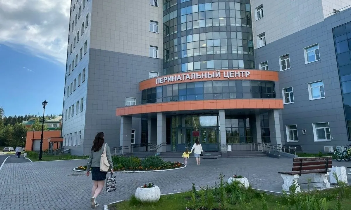 С начала 2026 года в Карелии родились 2637 детей; суммарный коэффициент рождаемости в августе составил 1,463 — выше Северо‑Западного округа и общероссийского уровня.