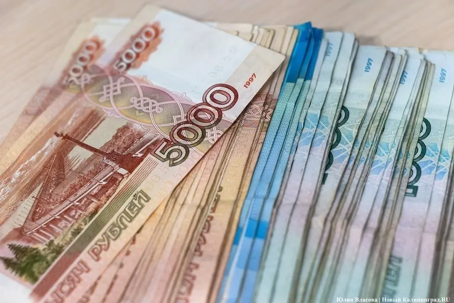 Правительство региона озвучило план инвестиций на пять лет: около 400 проектов в промышленности, строительстве и туризме, включая курорт Белая Дюна, а также социальные объекты и рост вложений.