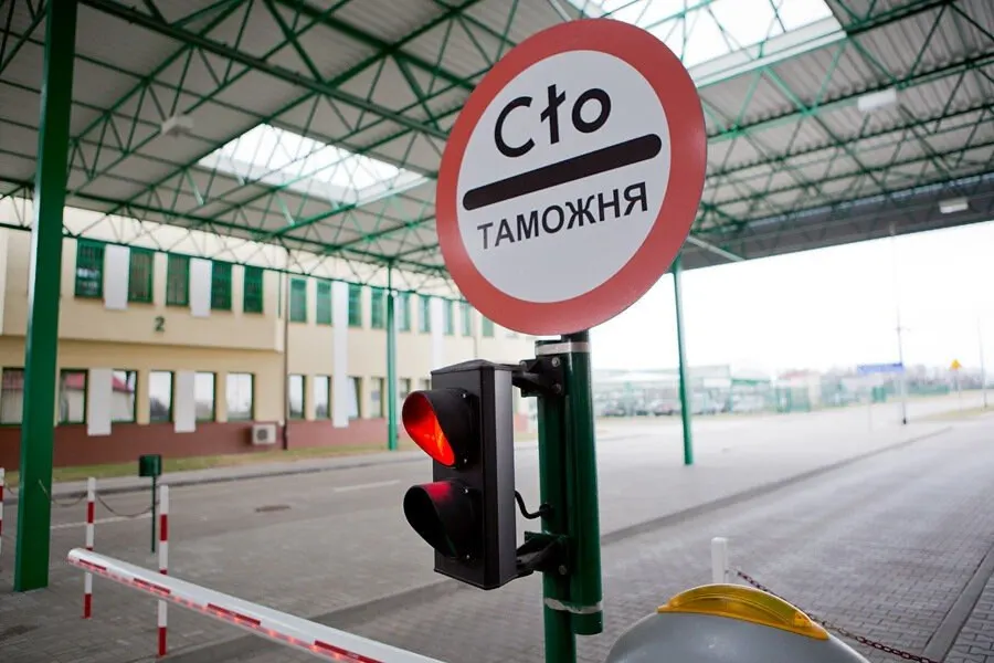 На границе с Польшей запланировано обслуживание переходов Гжехотки и Безледы; работы пройдут с 9:00 до 13:00 14 и 16 октября.